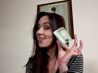 Skinny babe gets cash for a whole porn show on cam