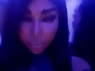 Rubbing Iranian pornstar